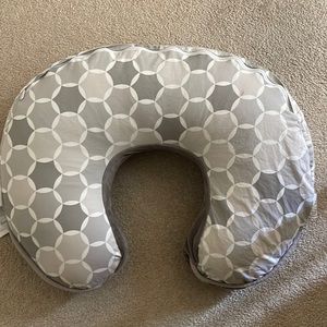 Boppy pillow